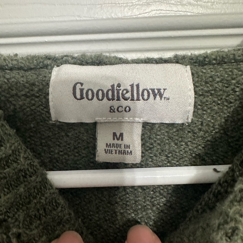 Goodfellow & Co Olive Crewneck Sweater - Picture 2 of 3